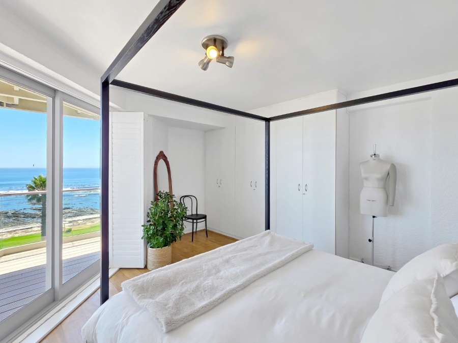 To Let 2 Bedroom Property for Rent in Mouille Point Western Cape